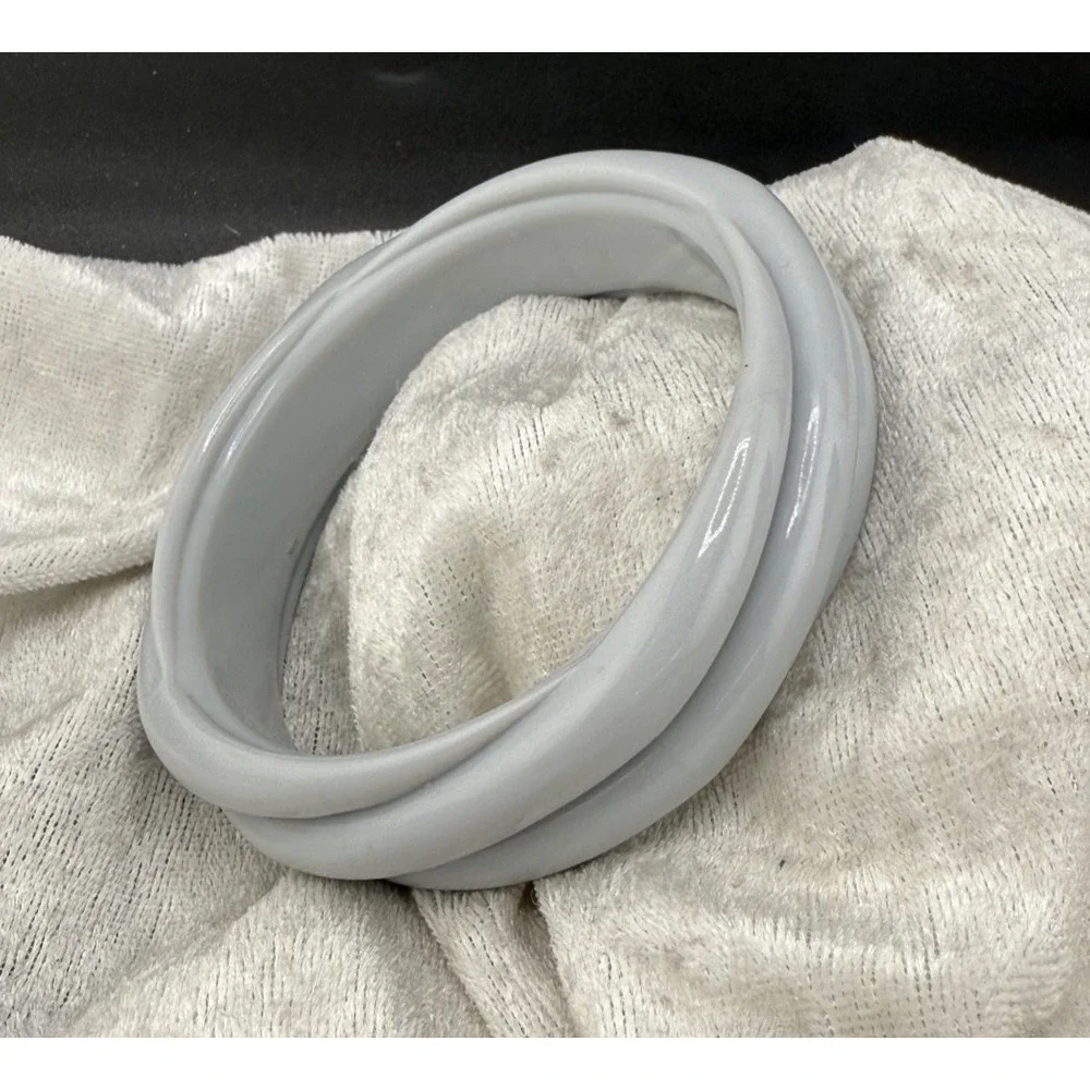 Vintage Grey Bangle Bracelet Chunky Acrylic Molded‎ 8.5